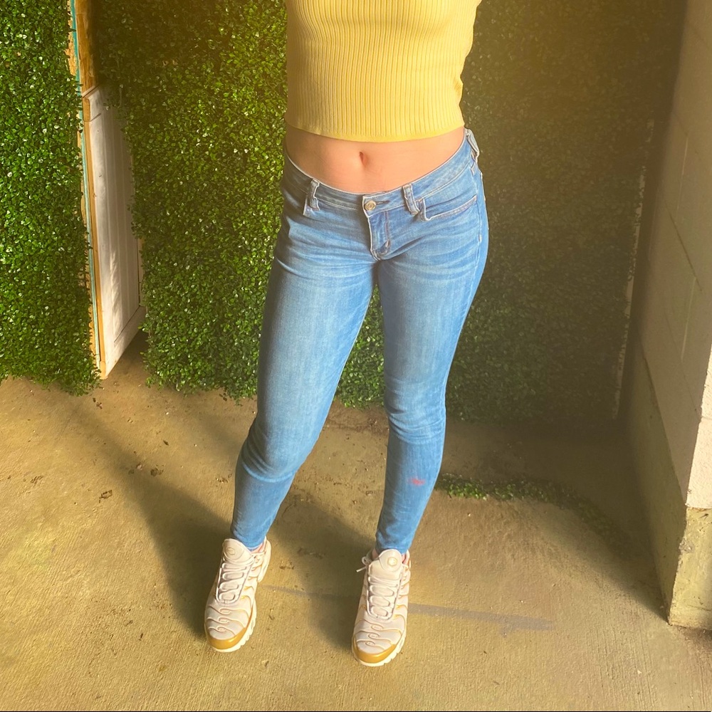 Mid rise American Eagle Jegging